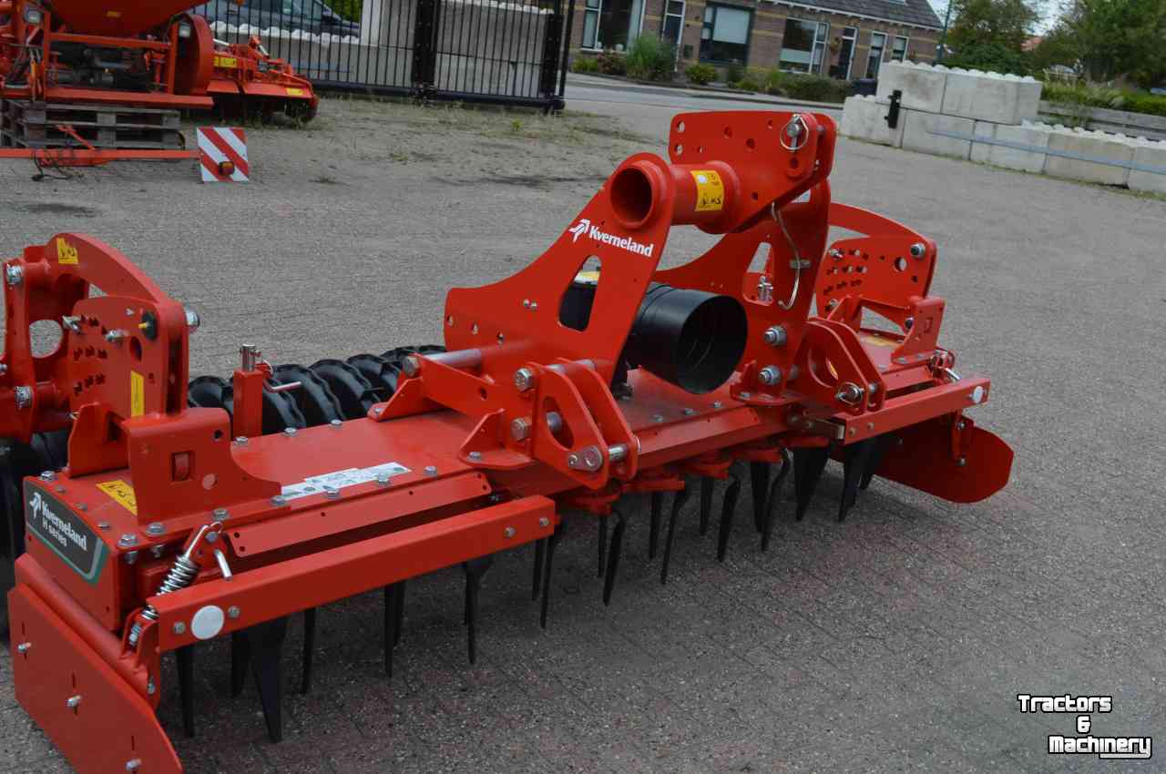 Herse rotative Kverneland H SERIE