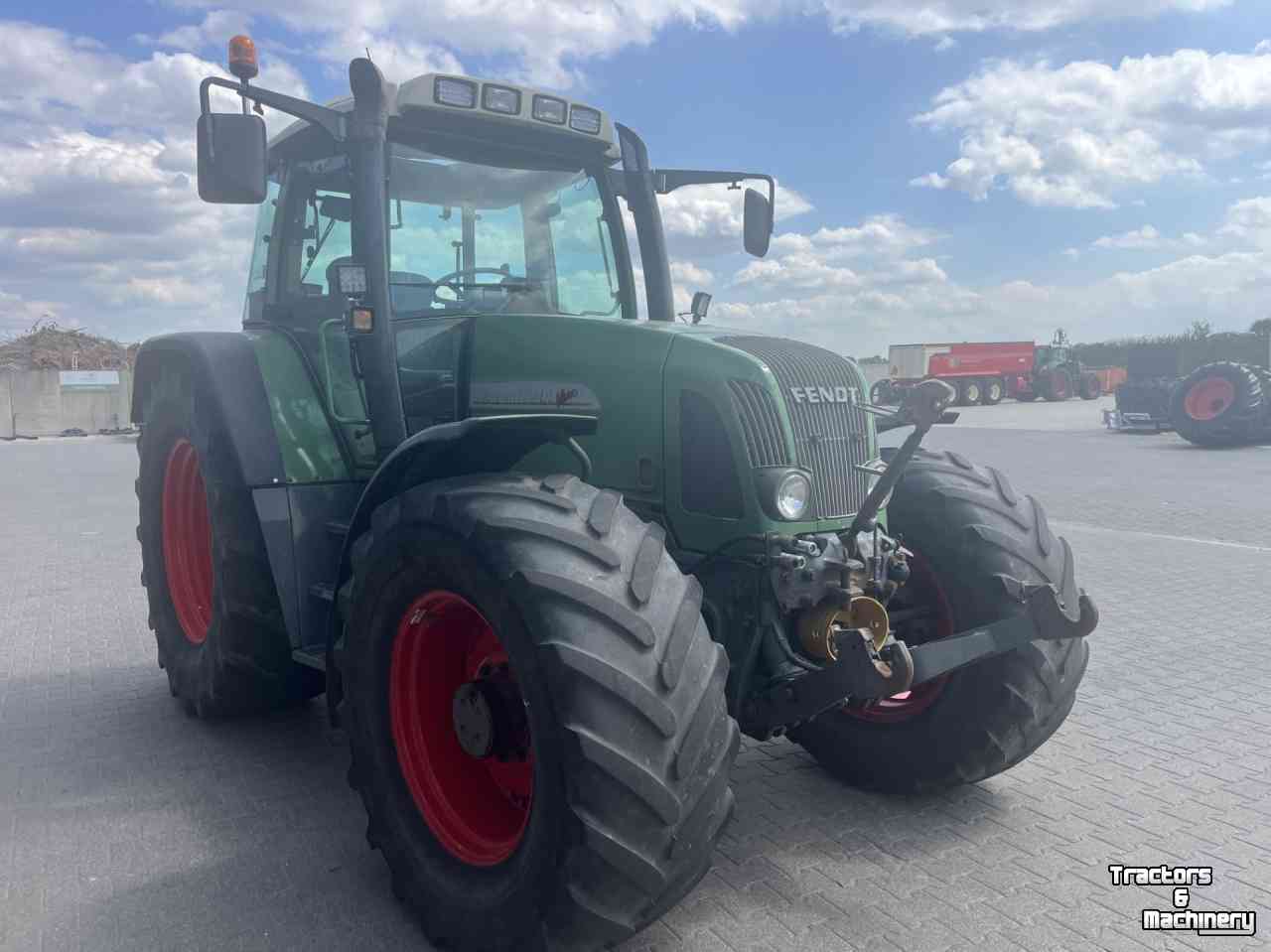 Tracteur Fendt 714 VARIO