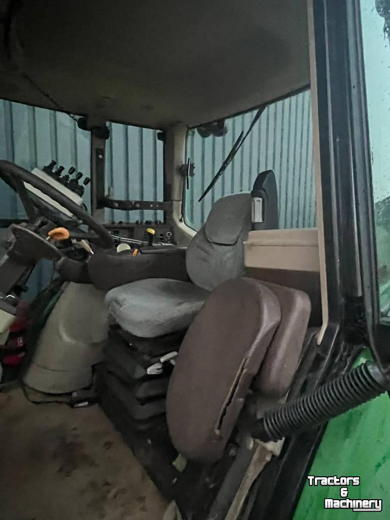 Tracteur John Deere 6820 / BOS arm