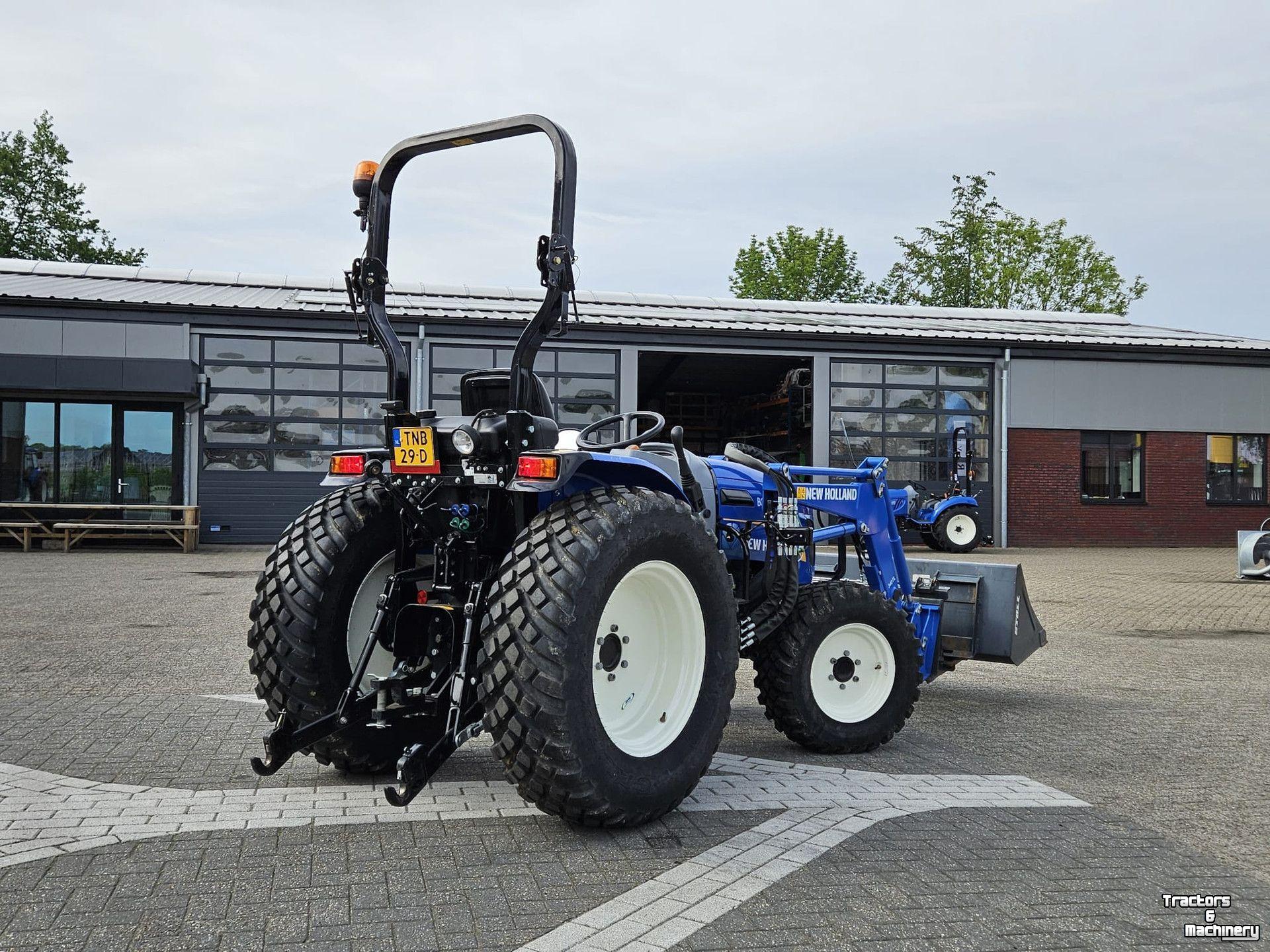 Tracteur pour vignes et vergers New Holland Boomer 50 hydrostaat