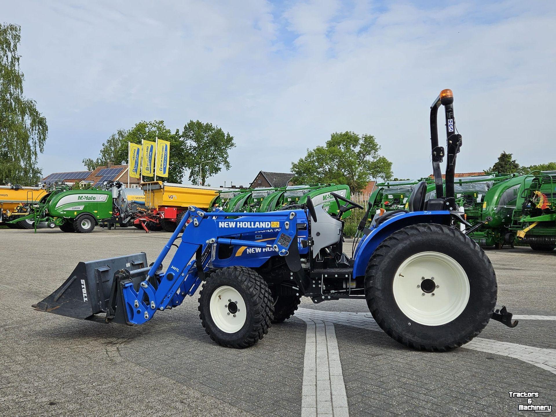 Tracteur pour vignes et vergers New Holland Boomer 50 hydrostaat