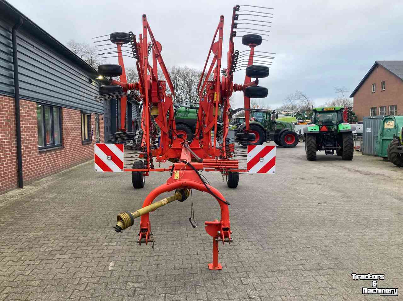 Andaineur Kuhn GA8121