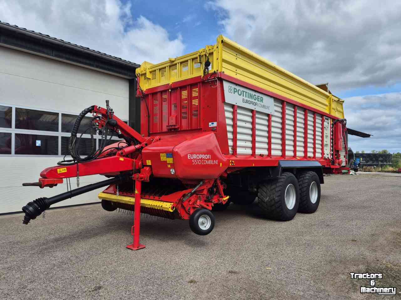 Autochargeuse Pottinger Europrofi 5510 Combiline opraapwagen stalvoeren