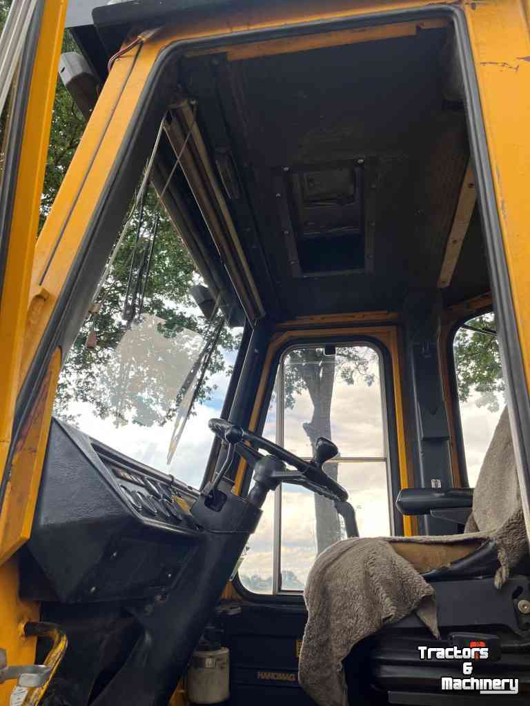 Chargeuse sur pneus Hanomag 44D