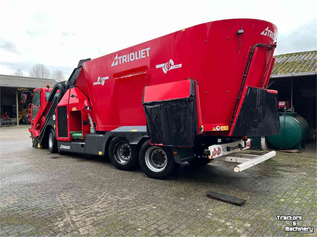 Mélangeuse automotrice Trioliet Triotrac 2-2400