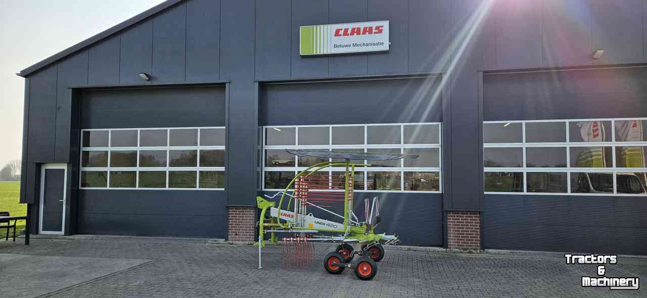 Andaineur Claas Liner 420