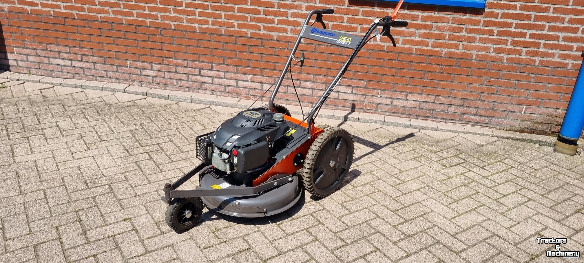 Tracteur Tondeuse Autoporté Husqvarna DBS51