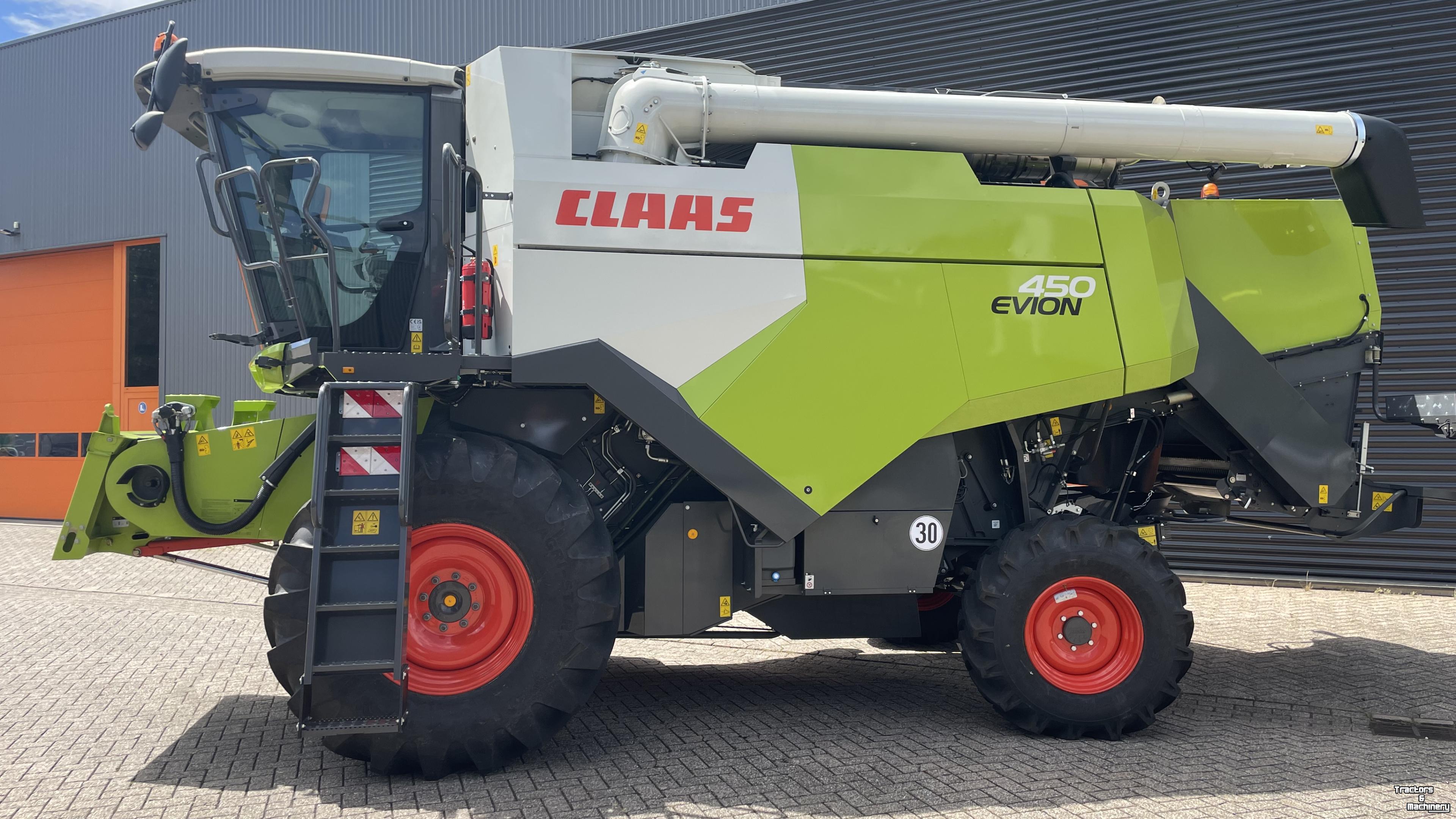 Moissonneuse batteuse Claas EVION 450 E5 CLASSIC