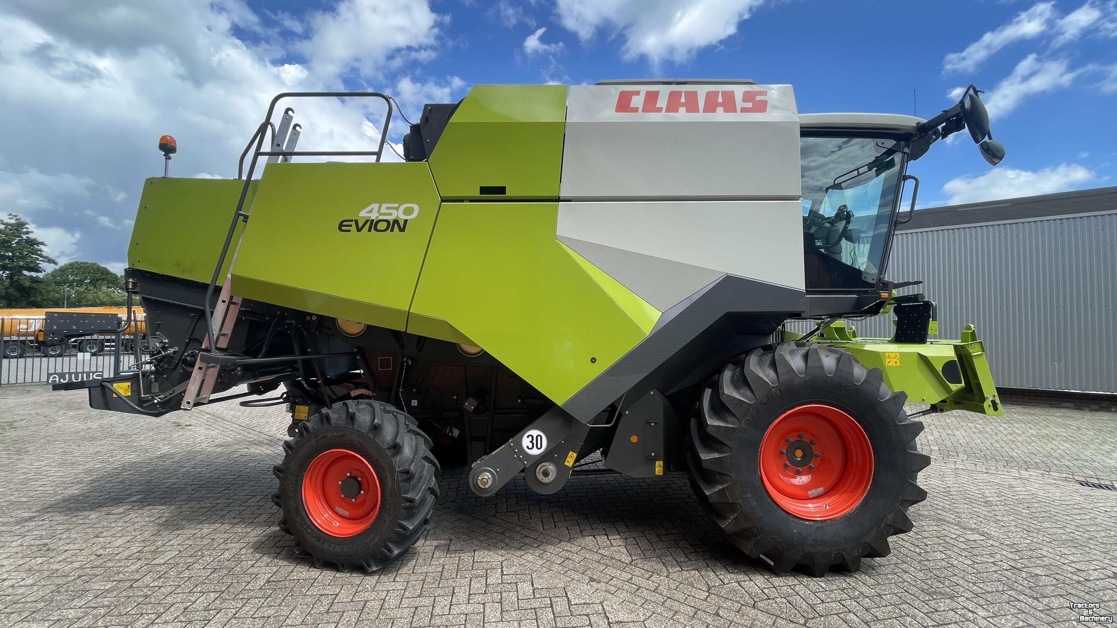Moissonneuse batteuse Claas EVION 450 E5 CLASSIC