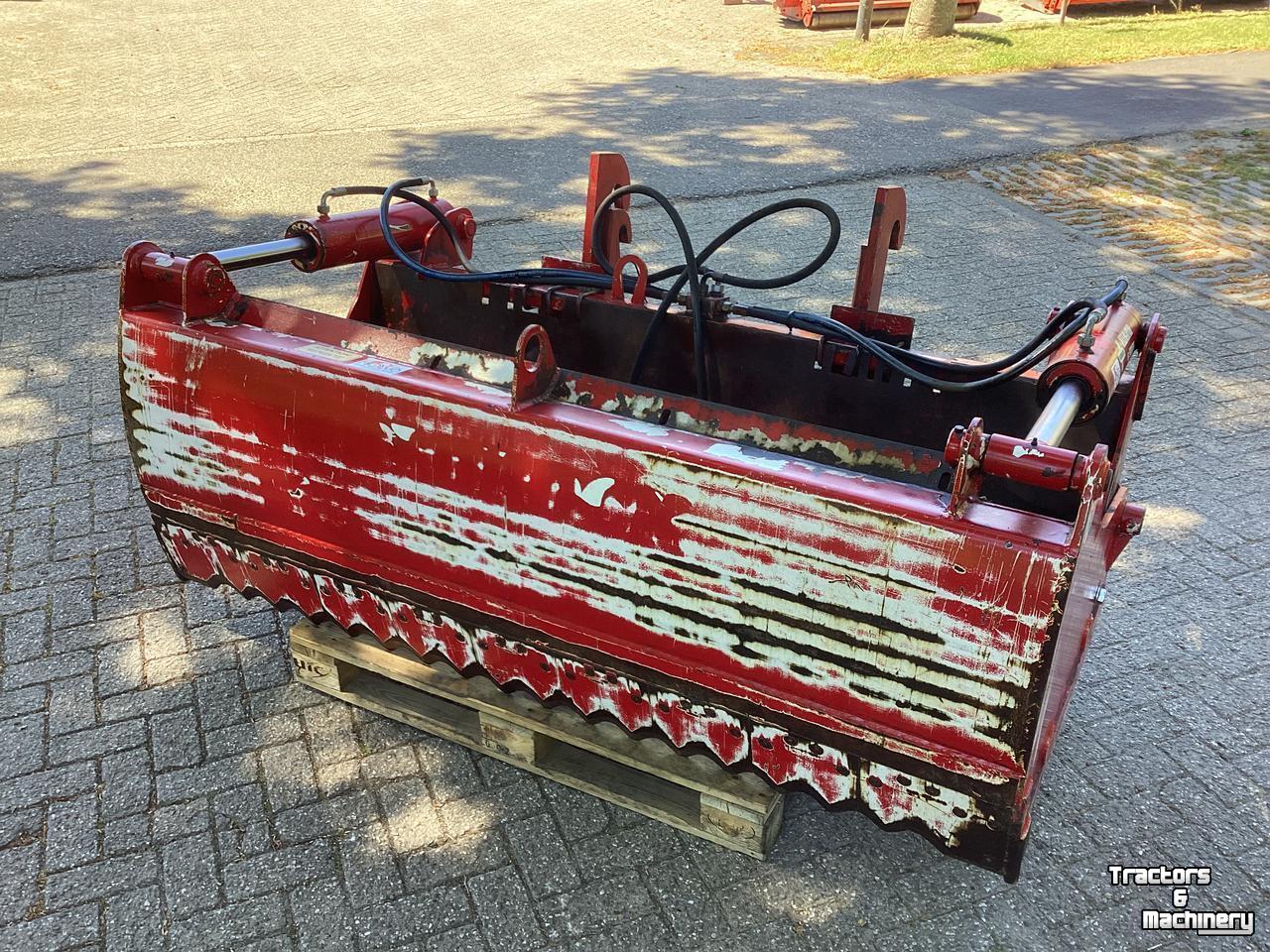 Coupe-blocs d'ensilage Redrock Alligator 200-85