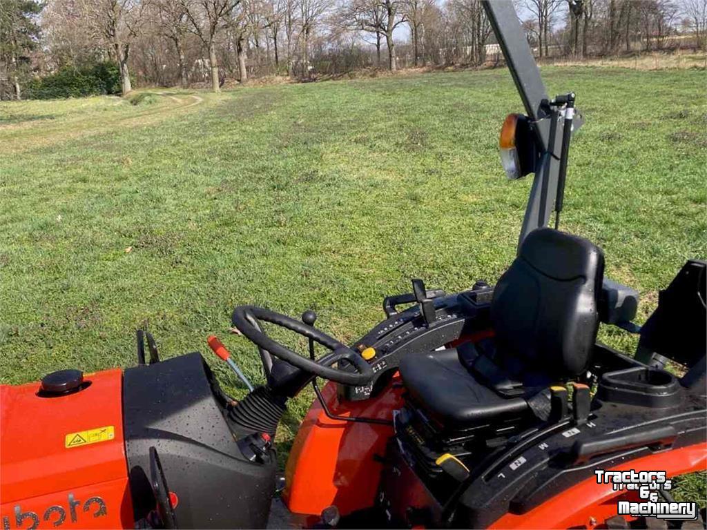 Tracteur pour vignes et vergers Kubota LX 351