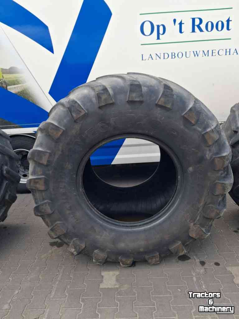Roues, Pneus, Jantes, Barillets Jumelage Michelin Mega x Bib 1050/50r32