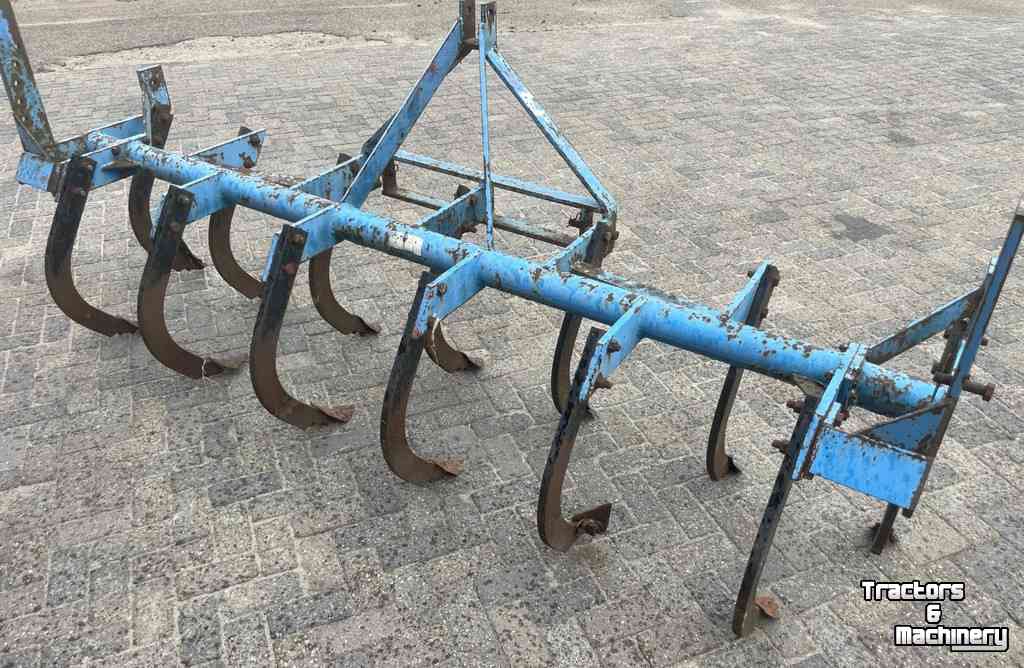 Cultivateur Lemken 13 tands vaste tand cultivator woeler met drukrol