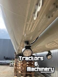 Moissonneuse batteuse Claas Trion/Lexion       ( 4 en 5 mtr)