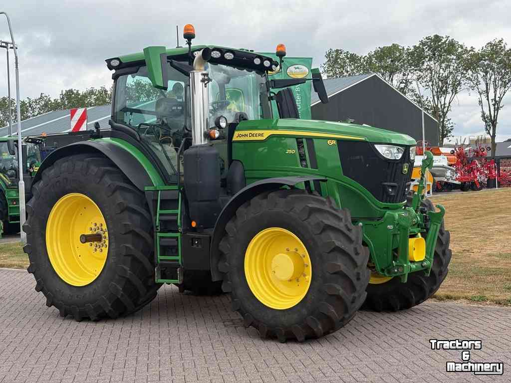 Tracteur John Deere 6R250