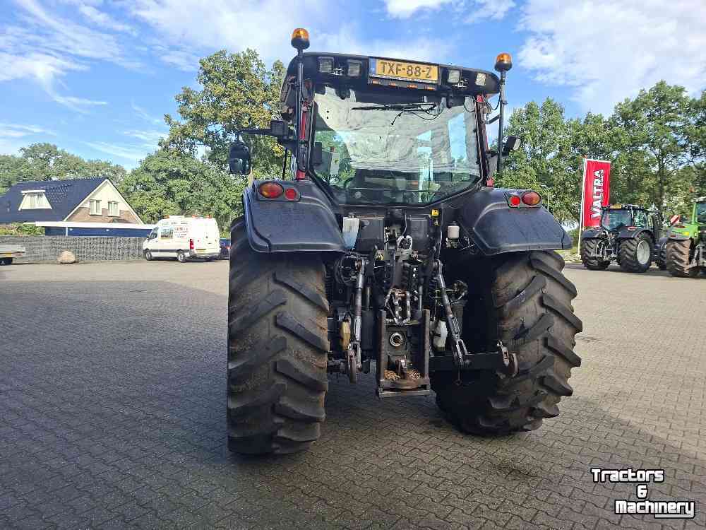 Tracteur Valtra N141
