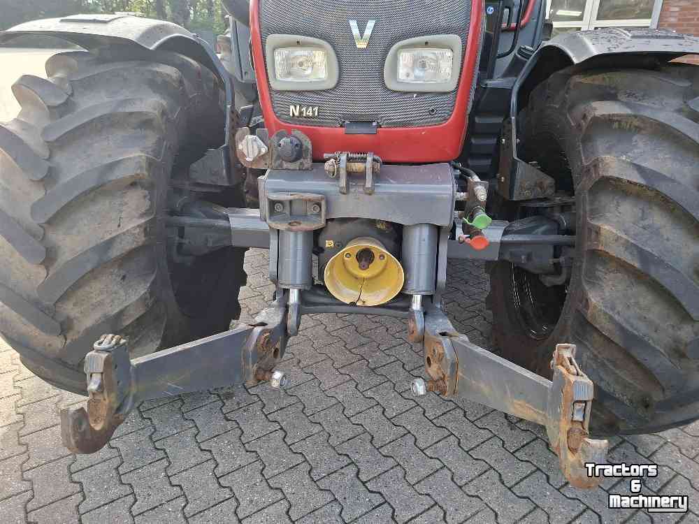 Tracteur Valtra N141