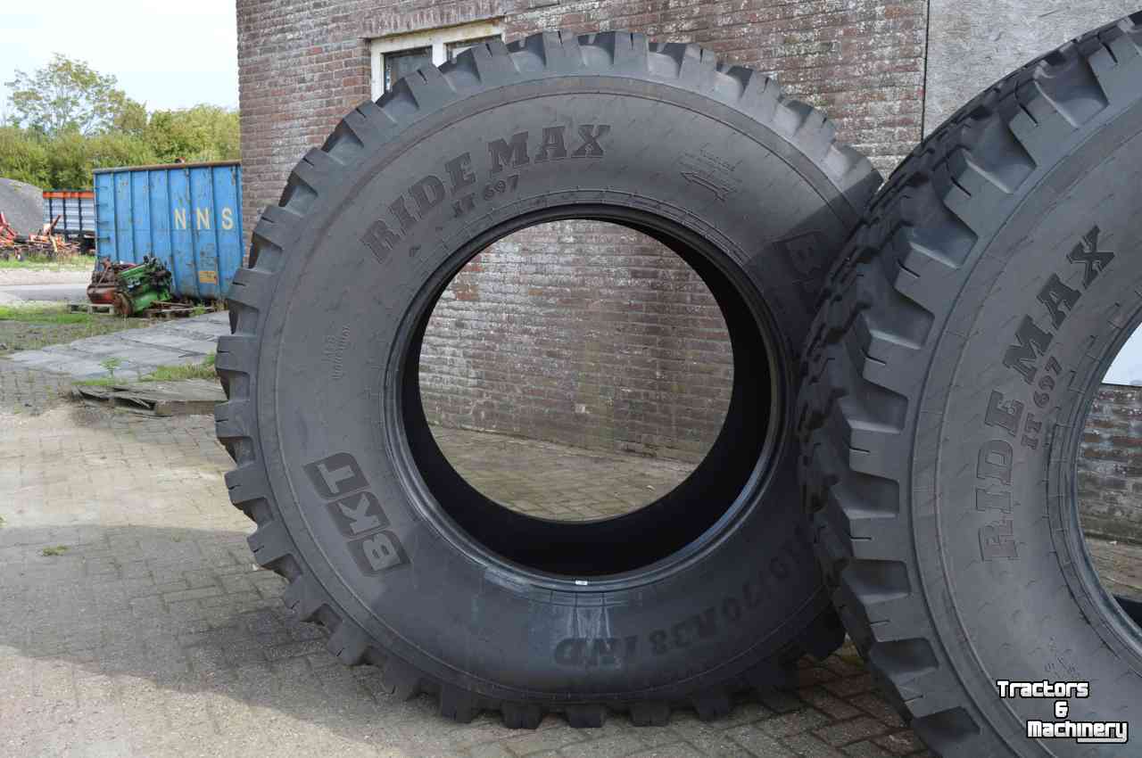 Roues, Pneus, Jantes, Barillets Jumelage BKT ridemax 697 710/70r38 90%