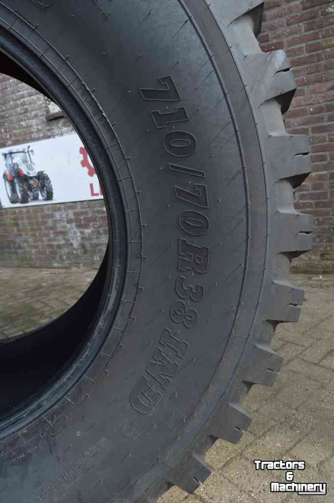Roues, Pneus, Jantes, Barillets Jumelage BKT ridemax 697 710/70r38 90%