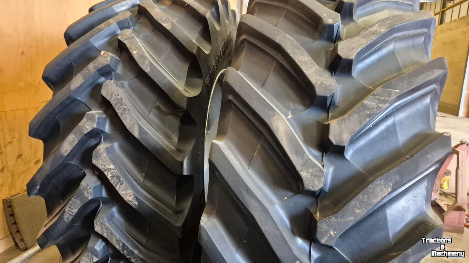 Roues, Pneus, Jantes, Barillets Jumelage  Trelleborg 750/70R44 + 650/60R38