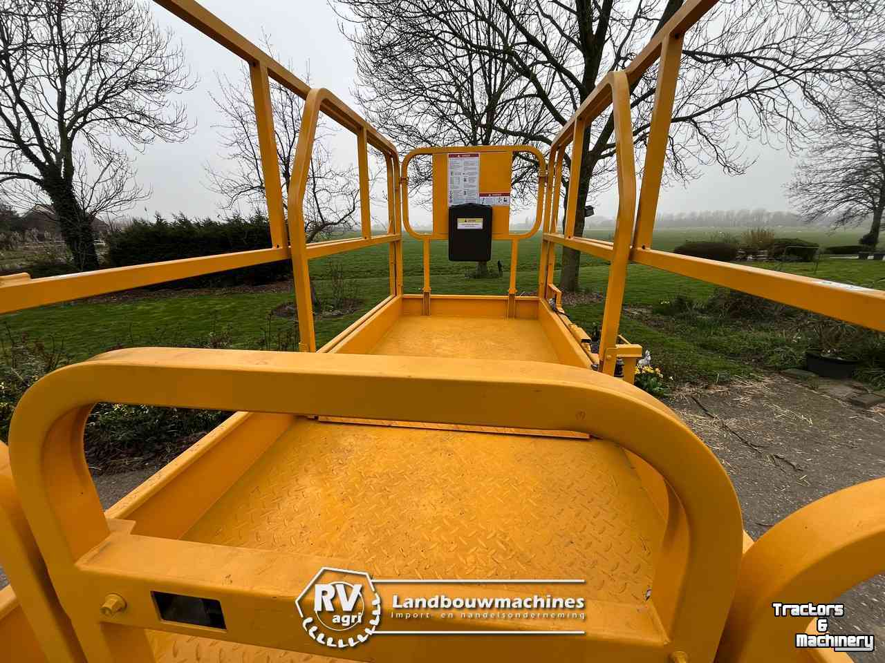 Elévateur à nacelle XCMG Schaarhoogwerker 13,8 meter!! OPRUIMING
