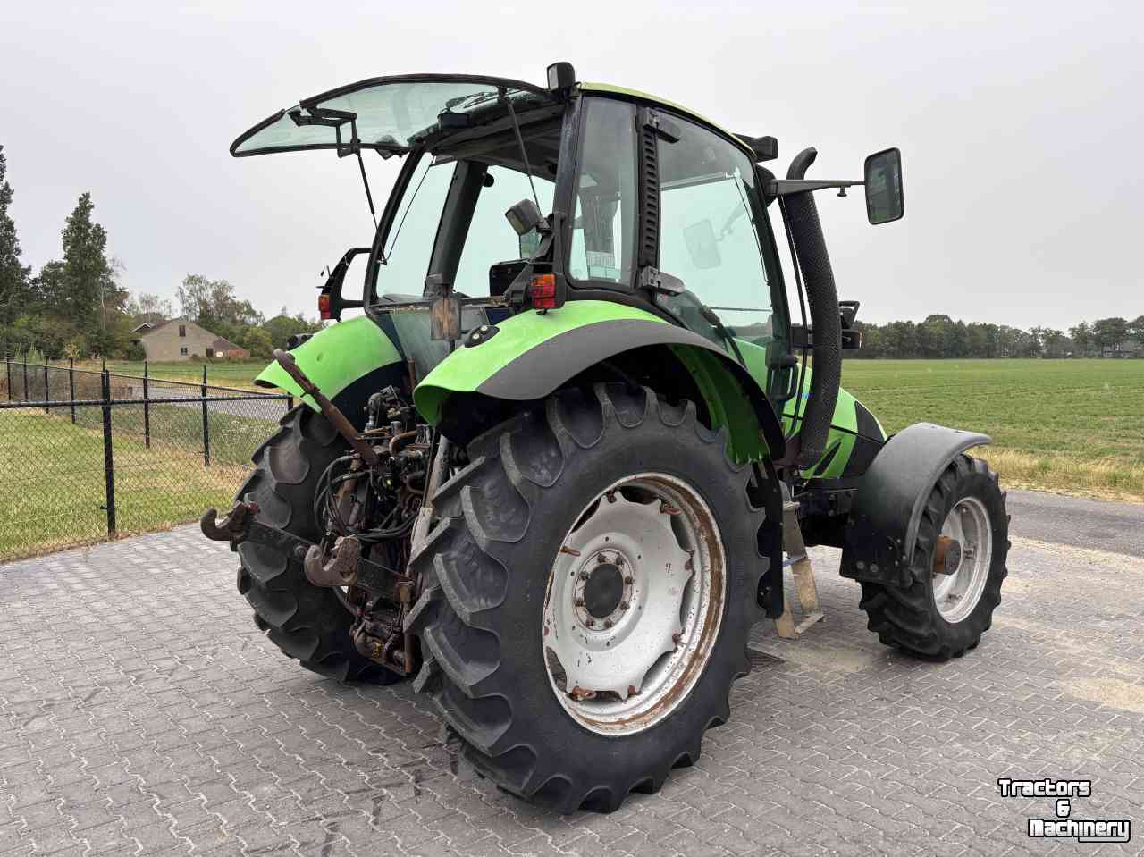 Tracteur Deutz agrotron 120