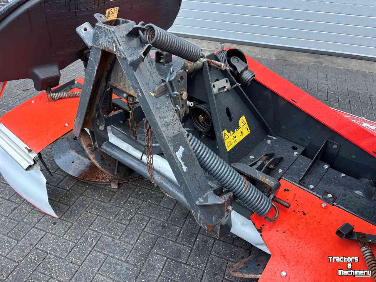 Faucheuse Kuhn PZ 300F   ( Deutz-fahr KM4.29F