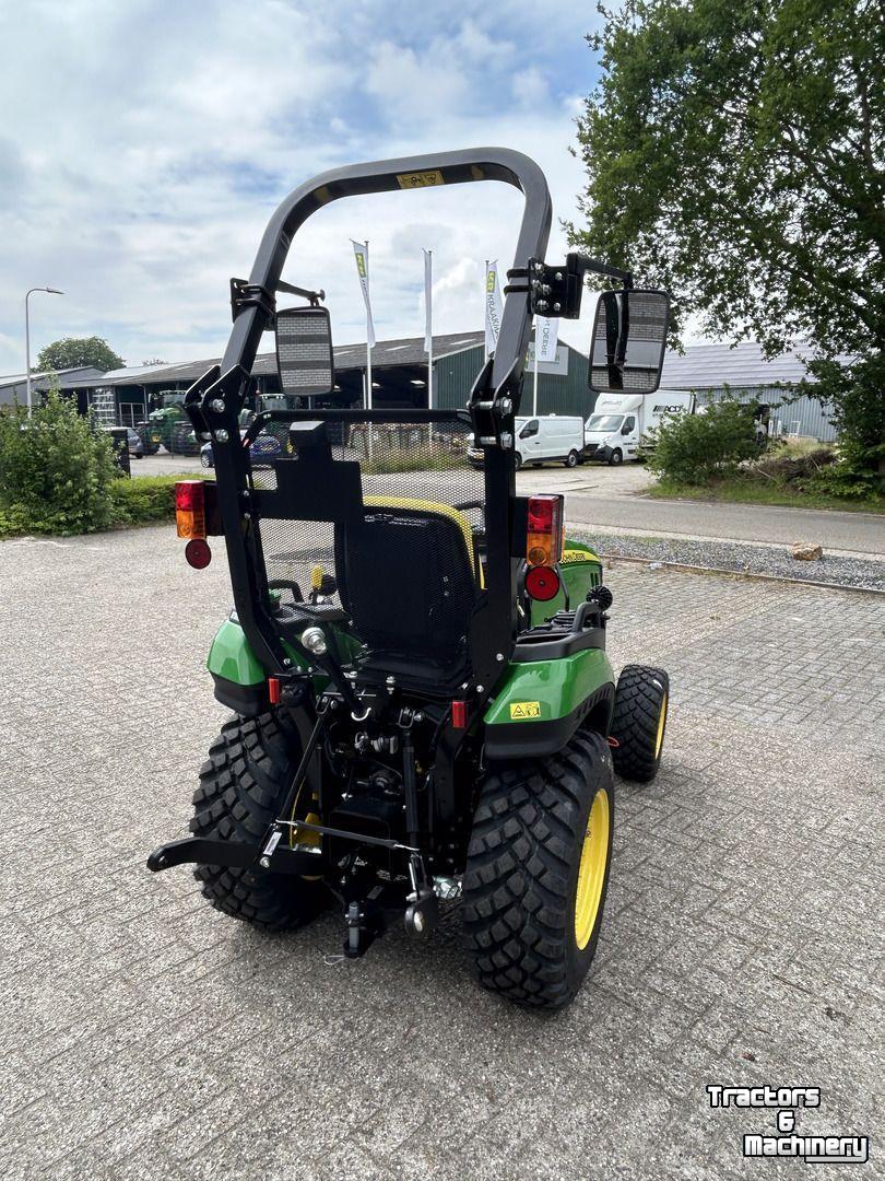 Tracteur pour vignes et vergers John Deere 2026R