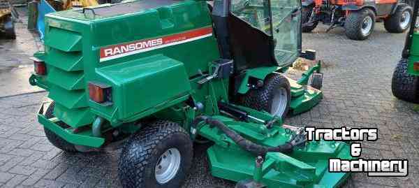 Faucheuse automotrice Ransomes 951 Frontline Zitmaaier