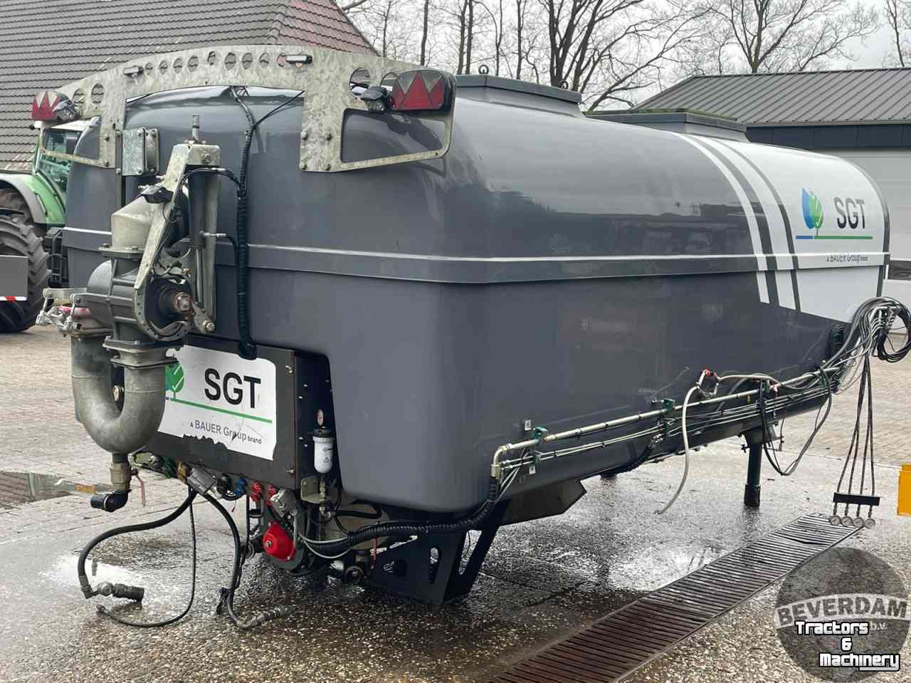 Tank de lisier automotrice  SGT Xerion Saddle Trac Gülleaufbau mestopbouw
