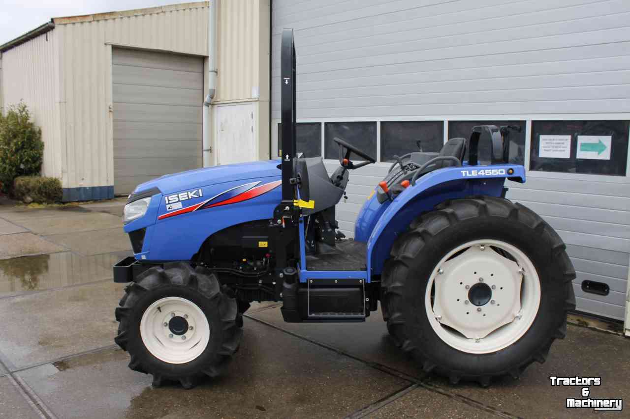 Tracteur pour horticulture Iseki TLE4550 mechanisch handgeschakelde compacttrekker tuinbouwtractor trekkerbanden