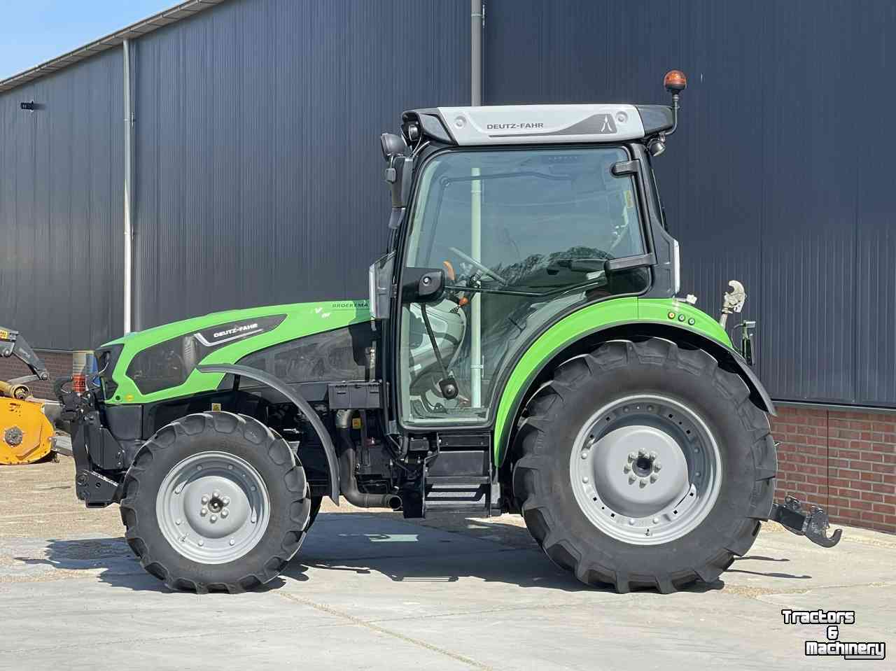 Tracteur Deutz-Fahr 5115 DF TTV