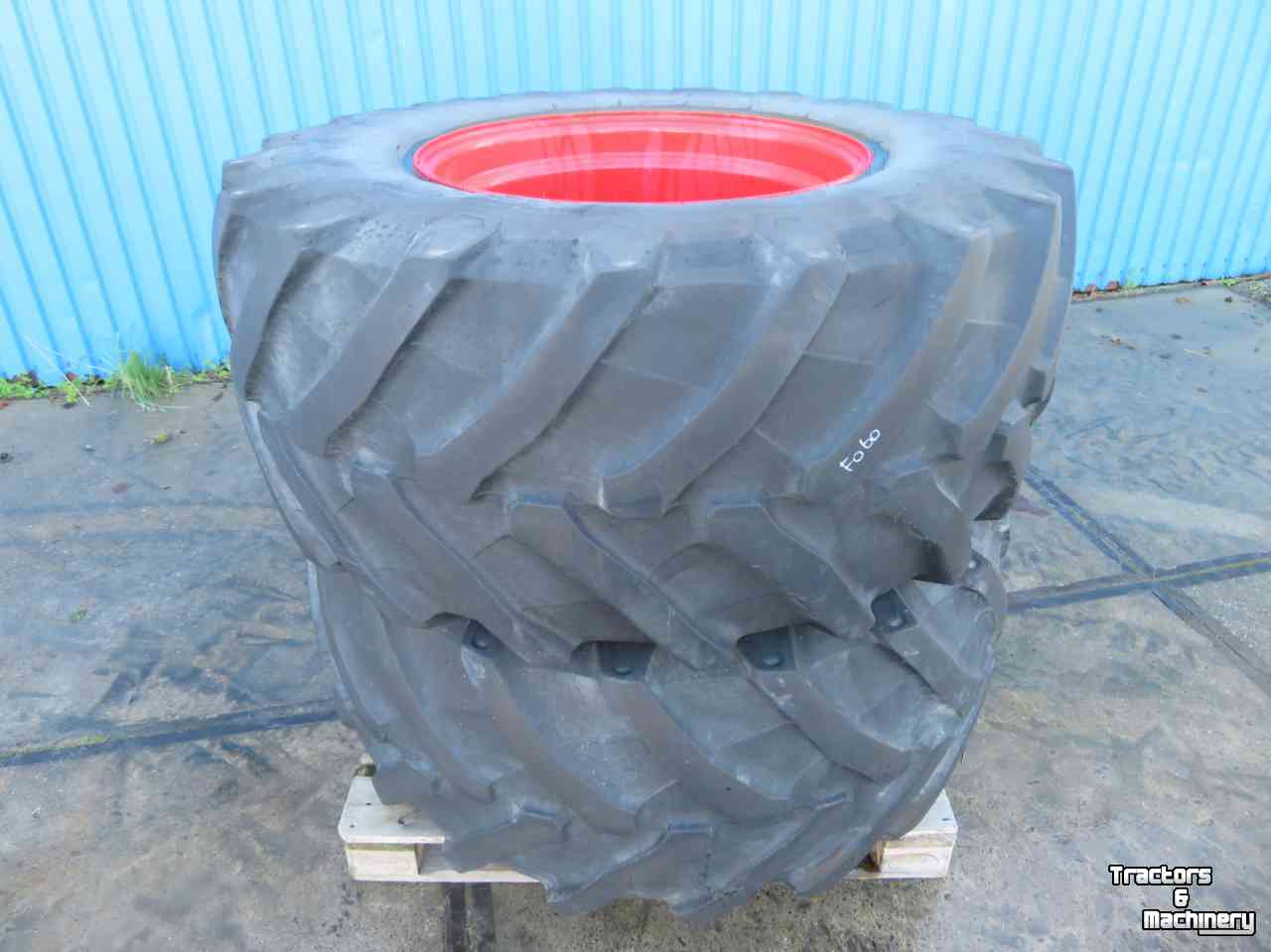 Roues, Pneus, Jantes, Barillets Jumelage Pirelli 600/65R28 op Fendt velgen 10 gaats