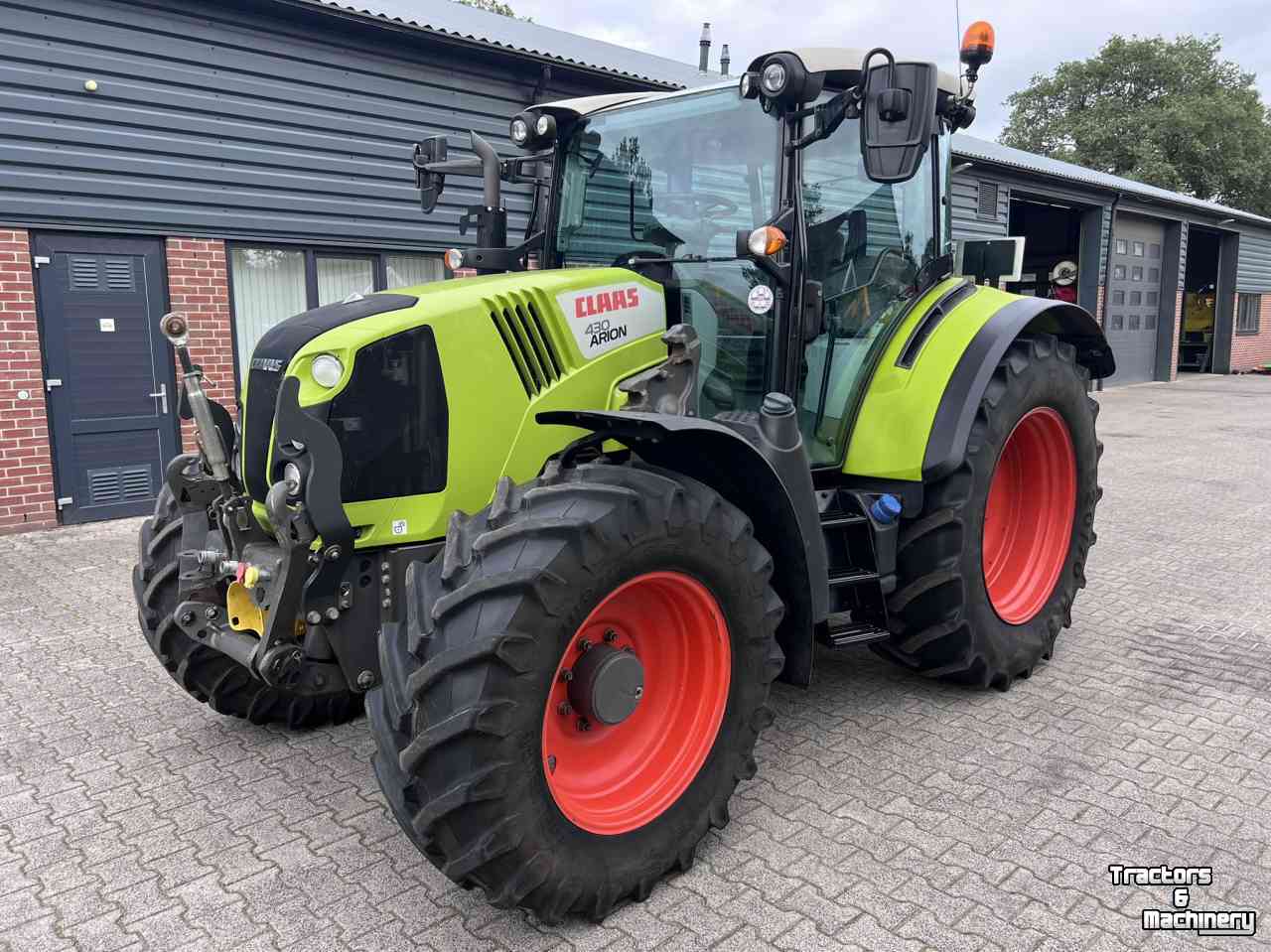 Tracteur Claas Arion 430