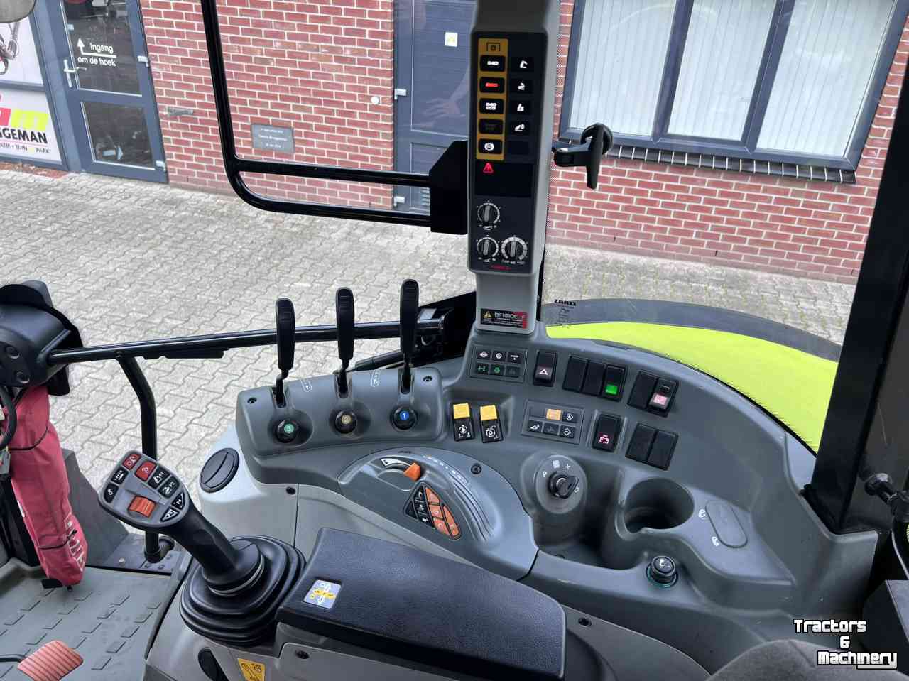 Tracteur Claas Arion 430