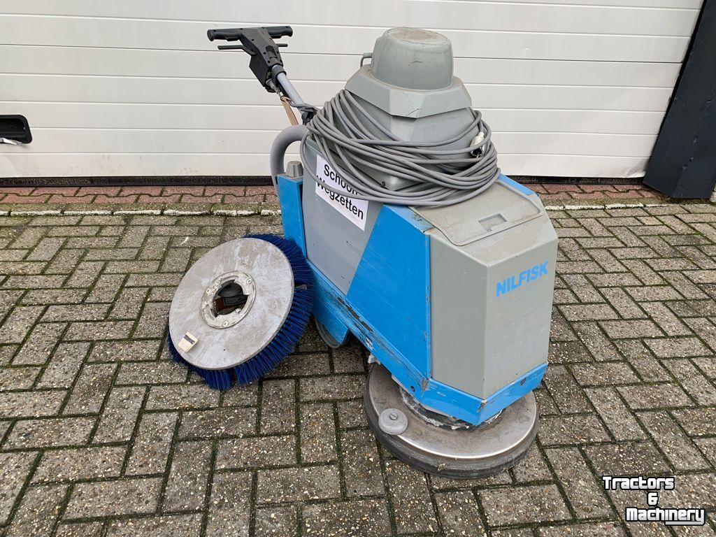 Autolaveuses Nilfisk C51 SCHROB-ZUIGMACHINE