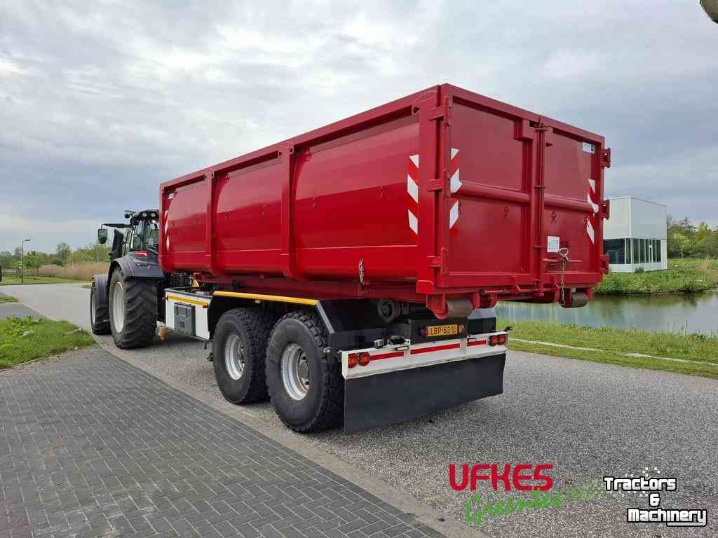 Système leve conteneur à bras  HAAKARM Carrier 24