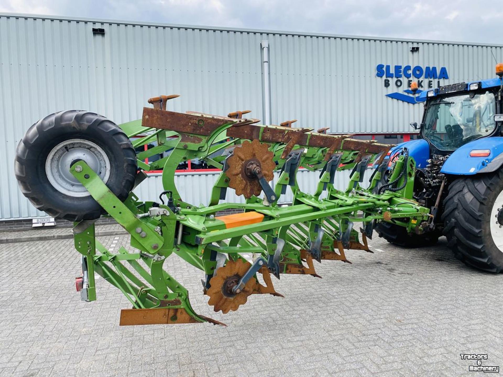 Charrues Amazone Cayros XS950 V 5-Schaar Wentelploeg