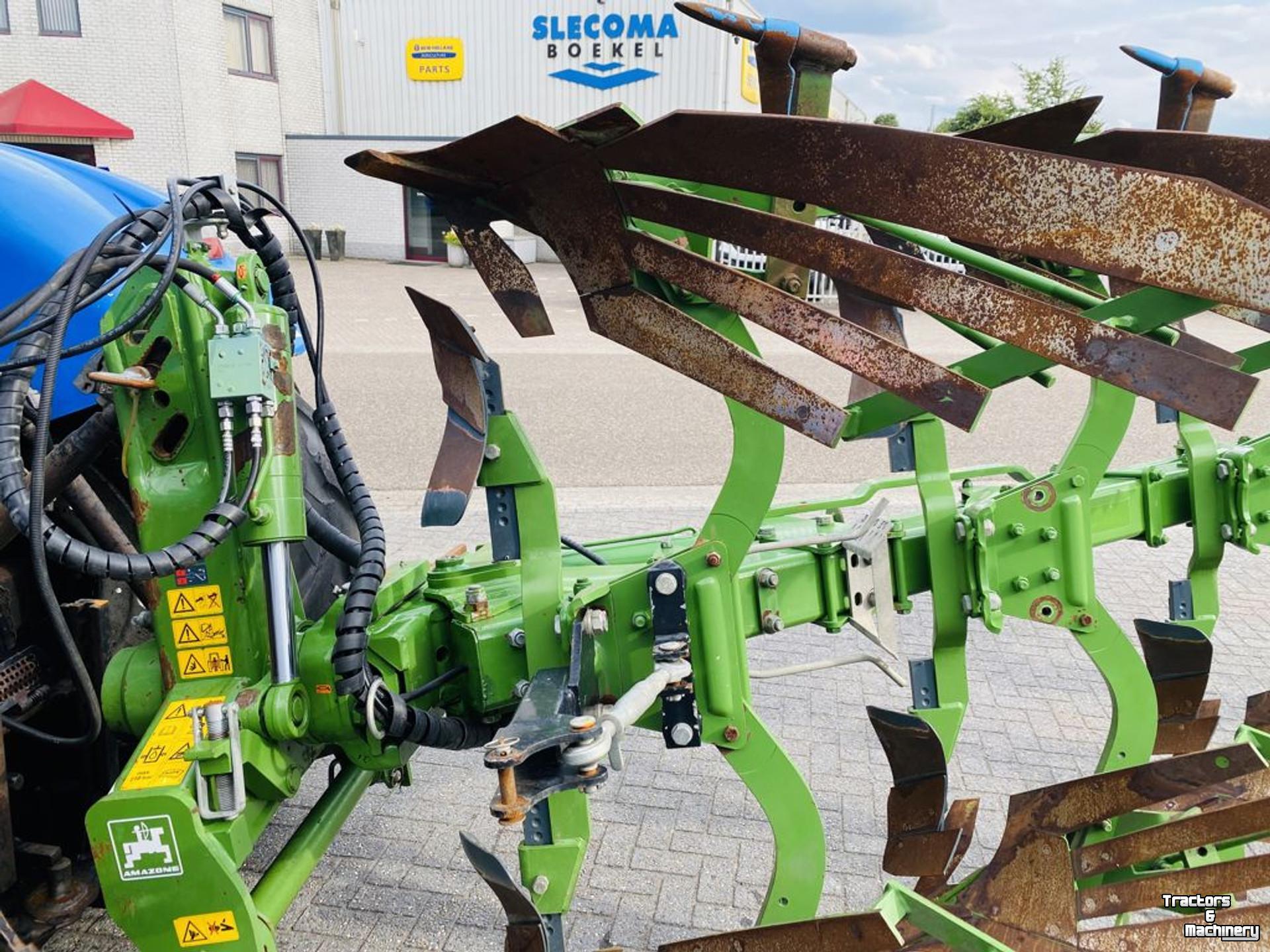 Charrues Amazone Cayros XS950 V 5-Schaar Wentelploeg