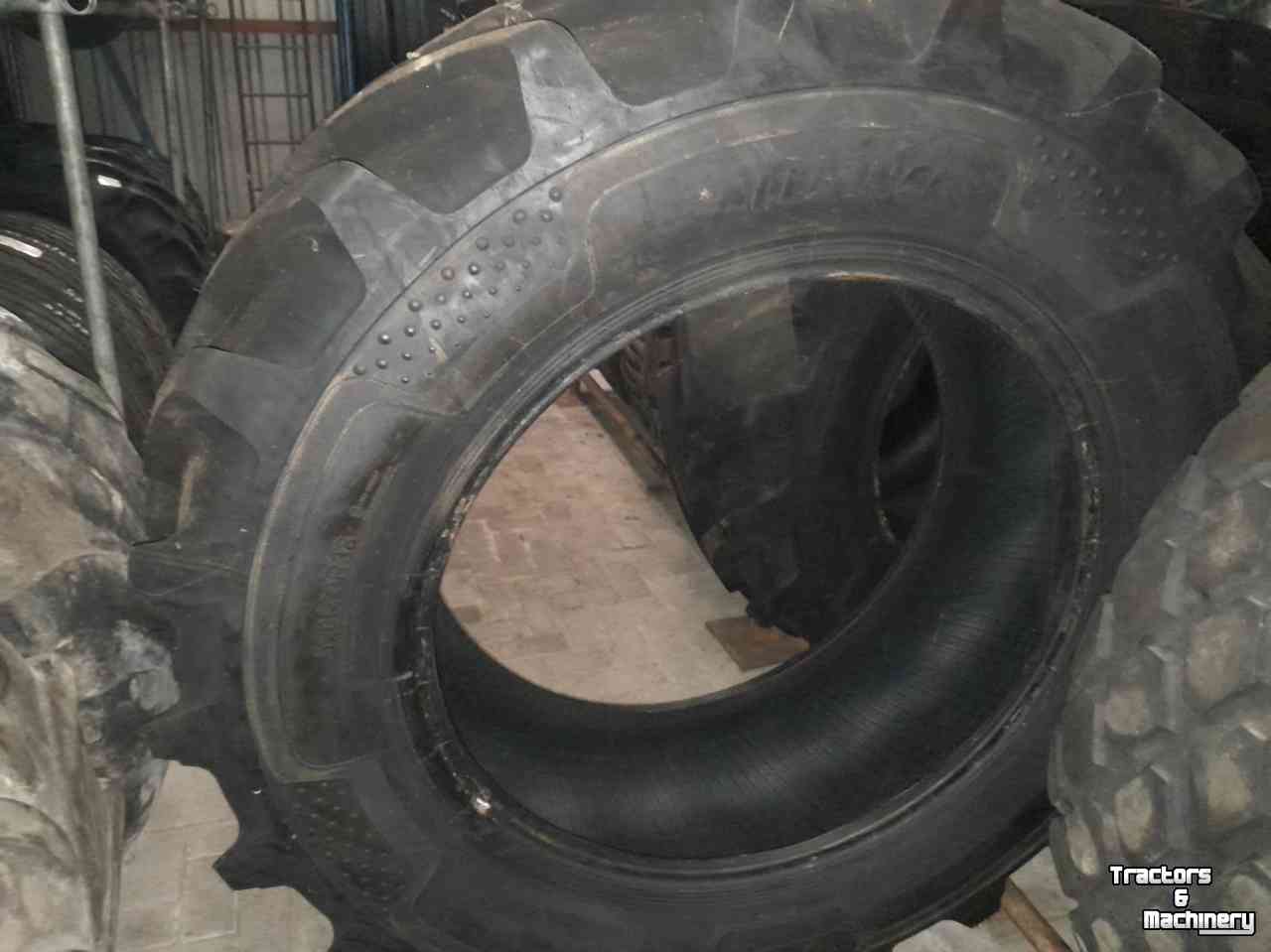 Roues, Pneus, Jantes, Barillets Jumelage Alliance banden set 420/70R28