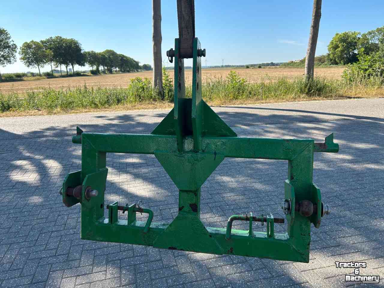 Adaptateur  Adaptor, verloopbok  3 punt naar euro