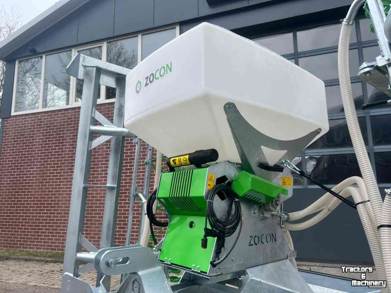 Semoir Combination Zocon Greenkeeper PLUS 6m weidebeluchter / zaaimachine