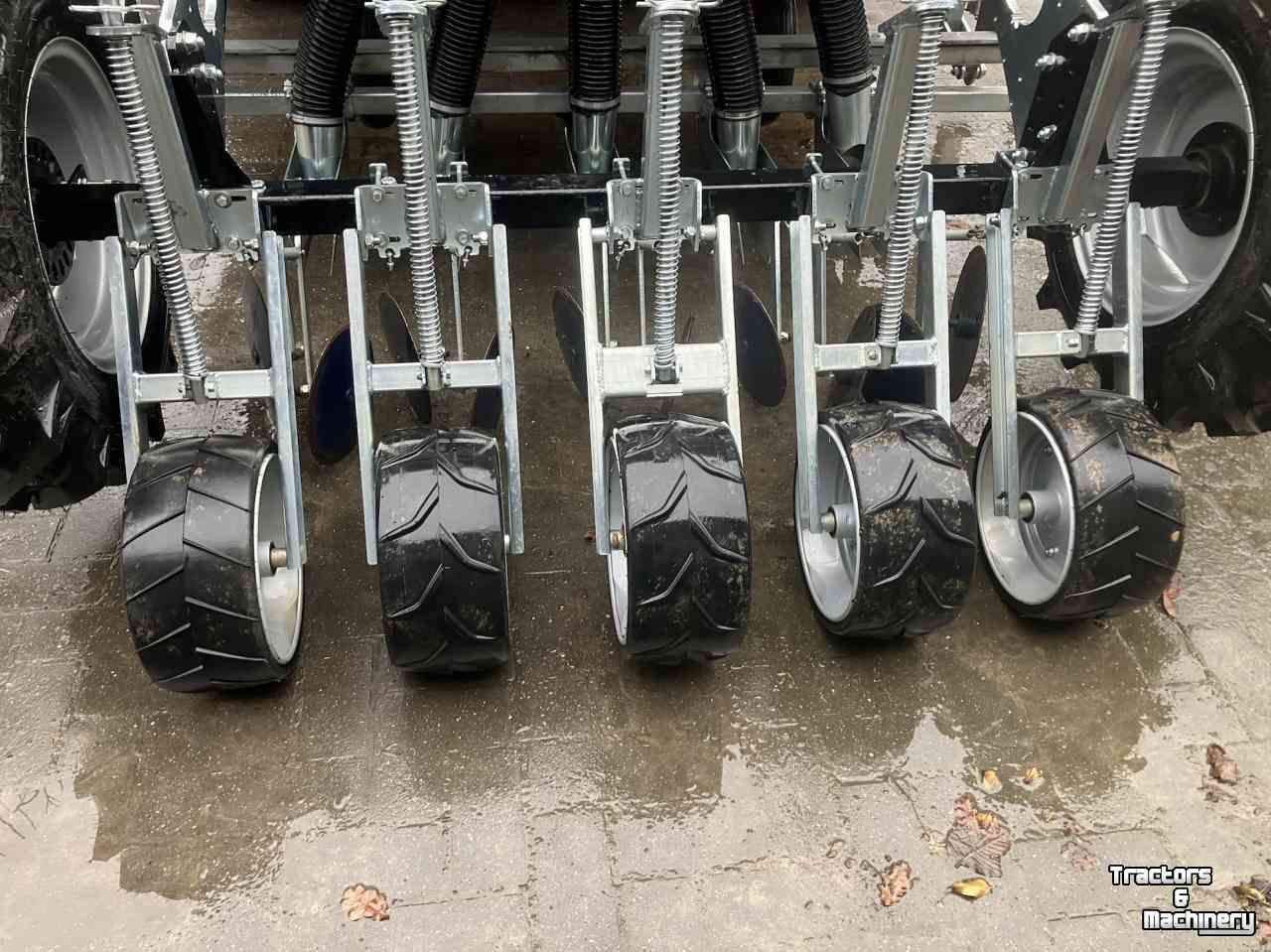 Planteuse Warrens Deltaplanter Drill 5/1800