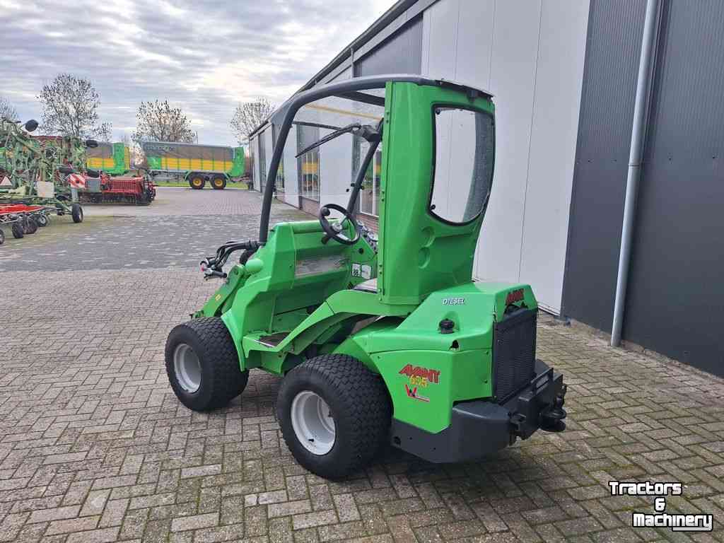 Chargeuse sur pneus Avant 635