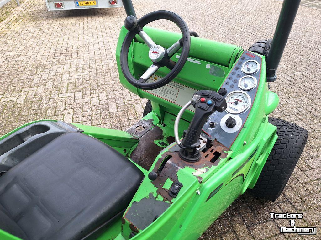 Chargeuse sur pneus Avant 635