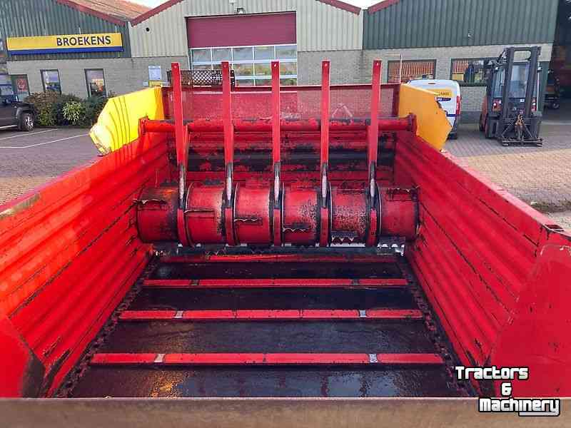 Distributeur de fourrage en bloc Schuitemaker Amigo 20S Blokkenwagen