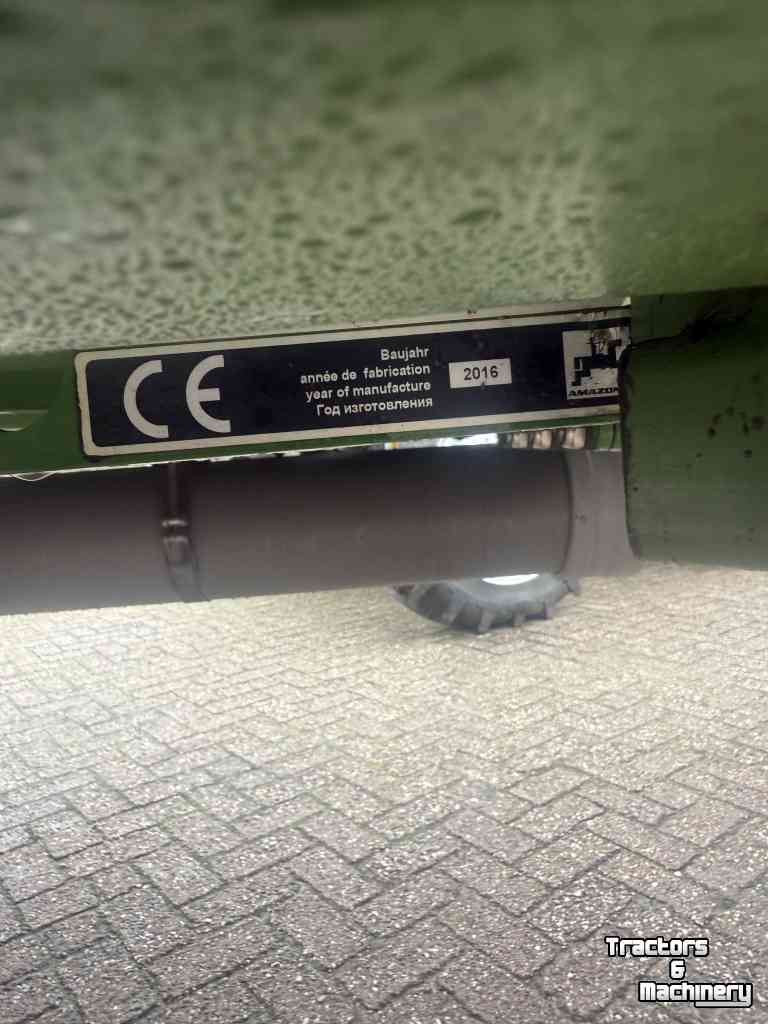 Pulvérisateur Amazone Ux5200
