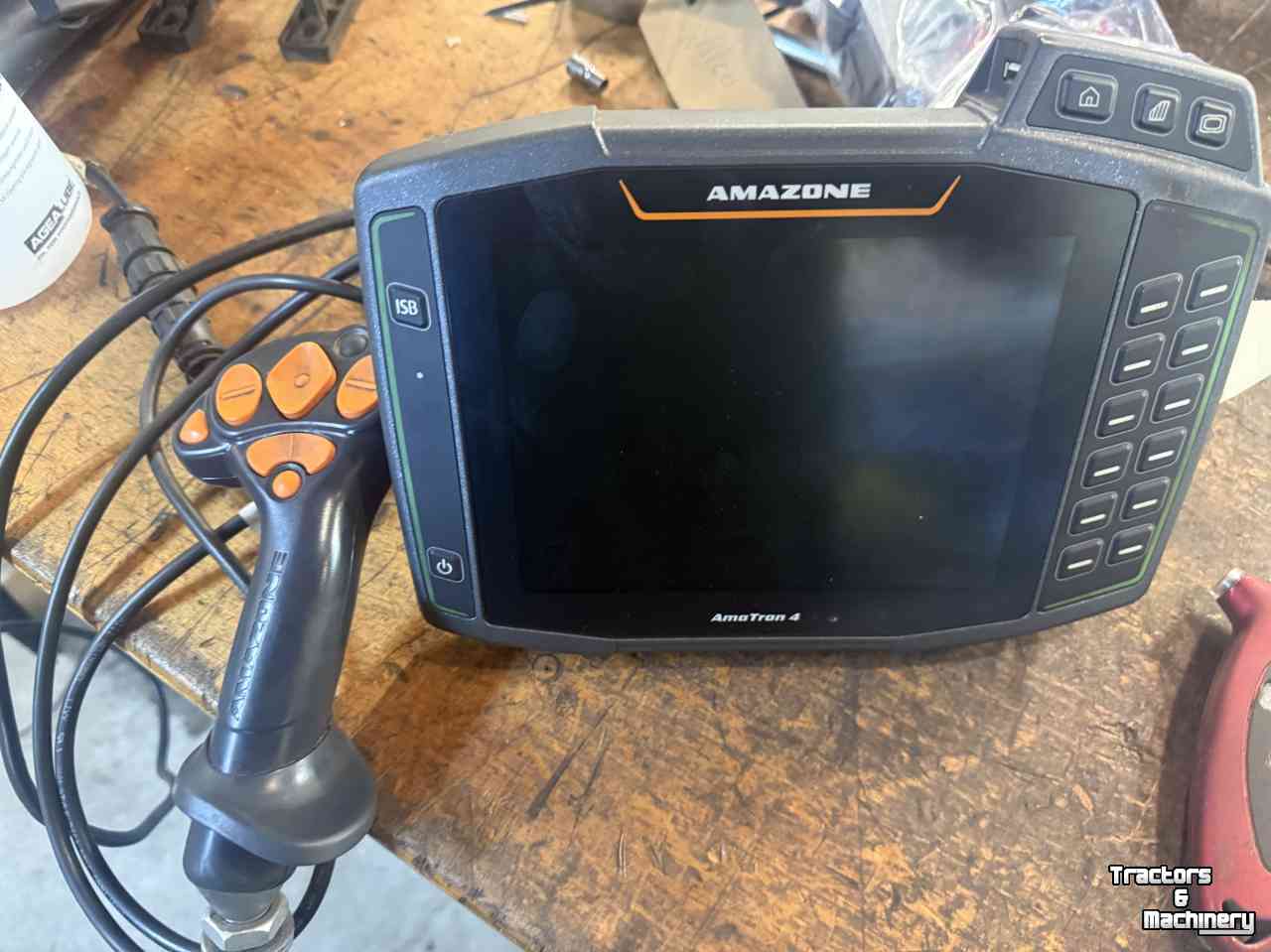 Pulvérisateur Amazone Ux5200