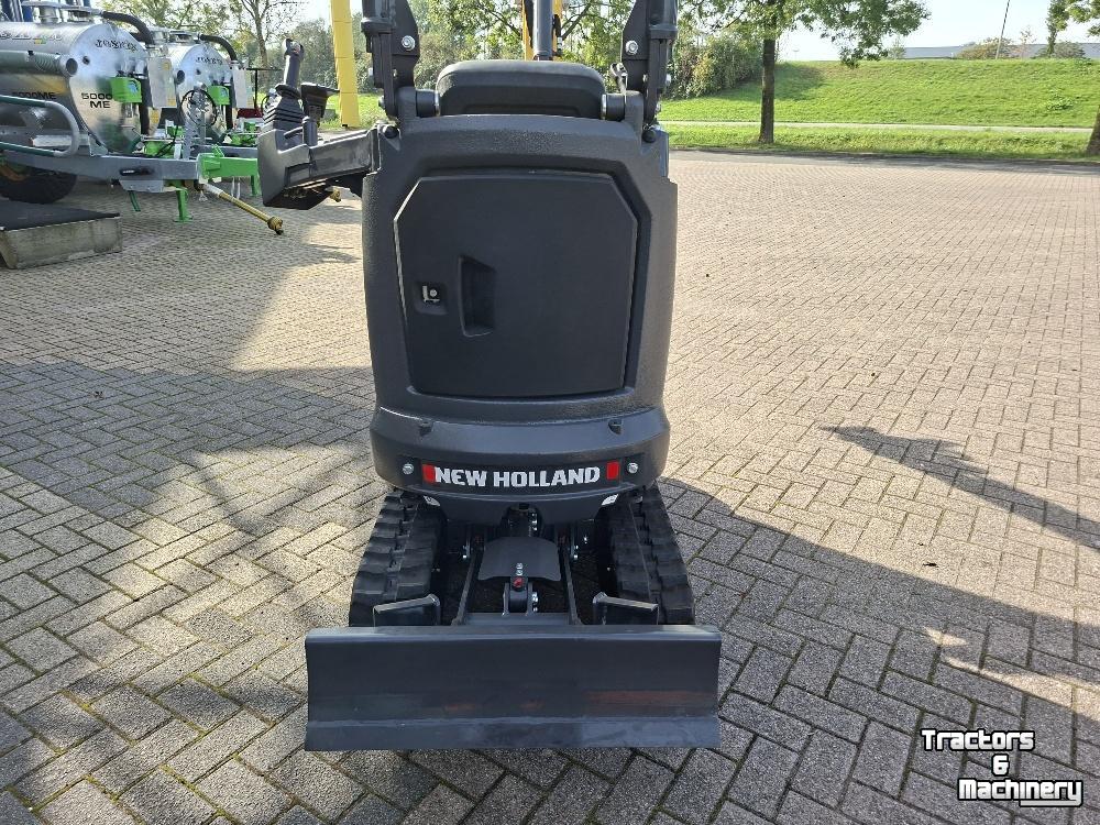 Mini pelleteuse New Holland E14D