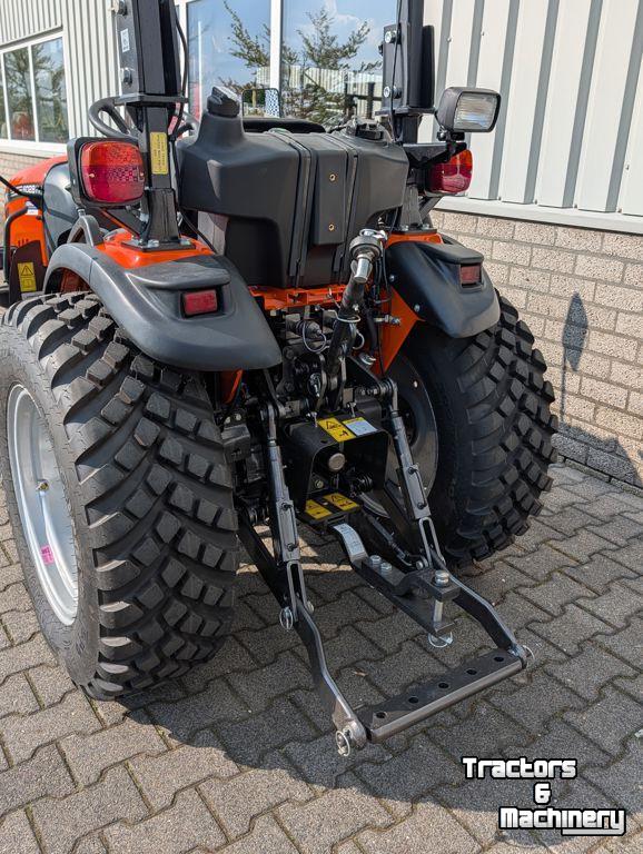 Tracteur pour vignes et vergers TAFE Tafe 6028H HST compact tractor | trekker